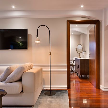 Hotel Brown Beach House & Spa Трогір Екстер'єр фото