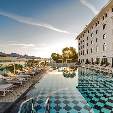 Hotel Brown Beach House & Spa Трогір Екстер'єр фото