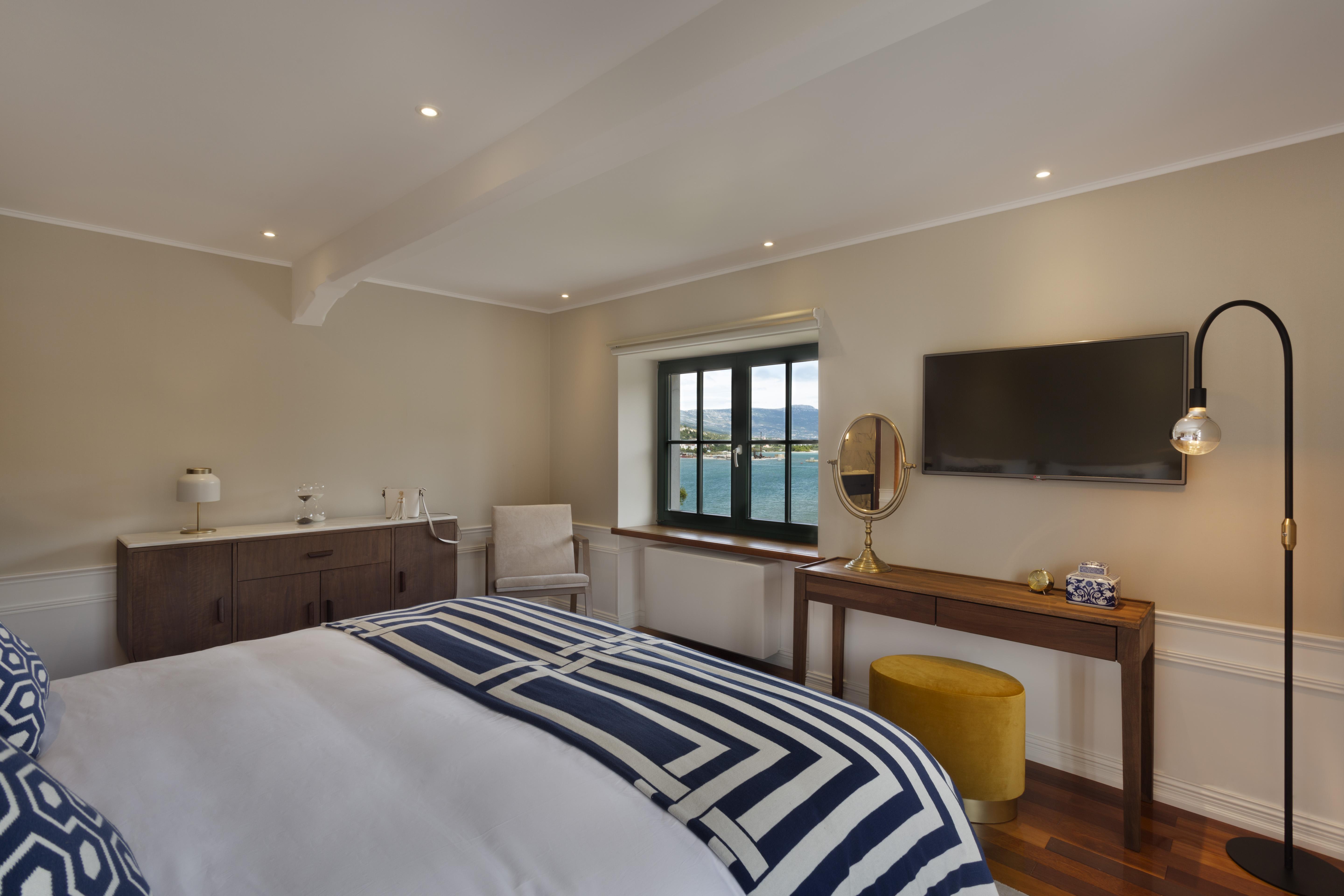 Hotel Brown Beach House & Spa Трогір Екстер'єр фото