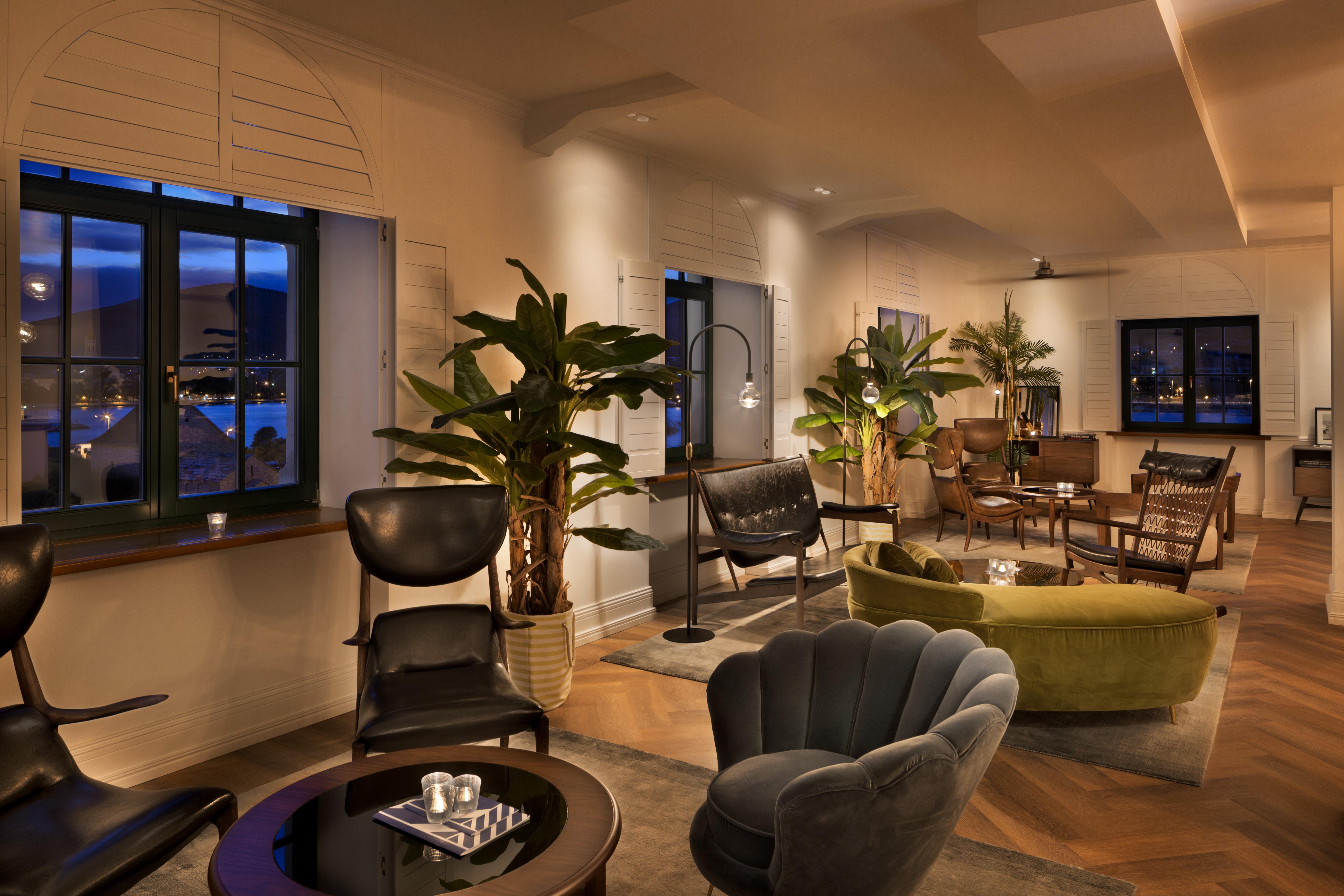 Hotel Brown Beach House & Spa Трогір Екстер'єр фото