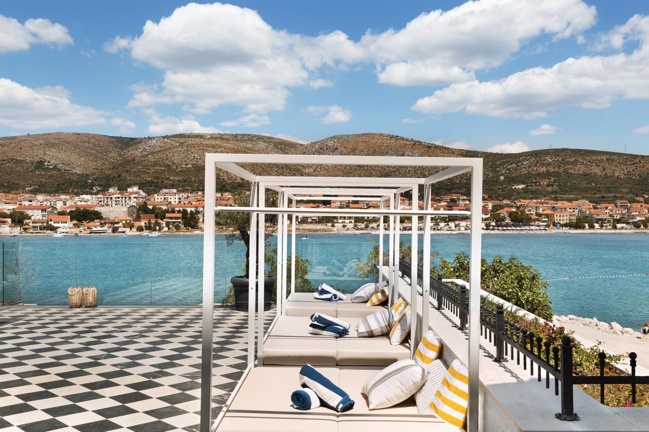 Hotel Brown Beach House & Spa Трогір Екстер'єр фото