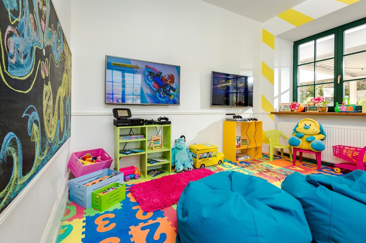 Hotel Brown Beach House & Spa Трогір Екстер'єр фото